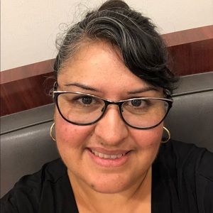 Meet your Posher, Candida